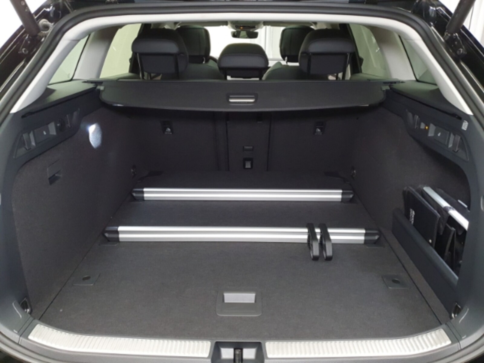 Škoda Superb Combi – Bild 10