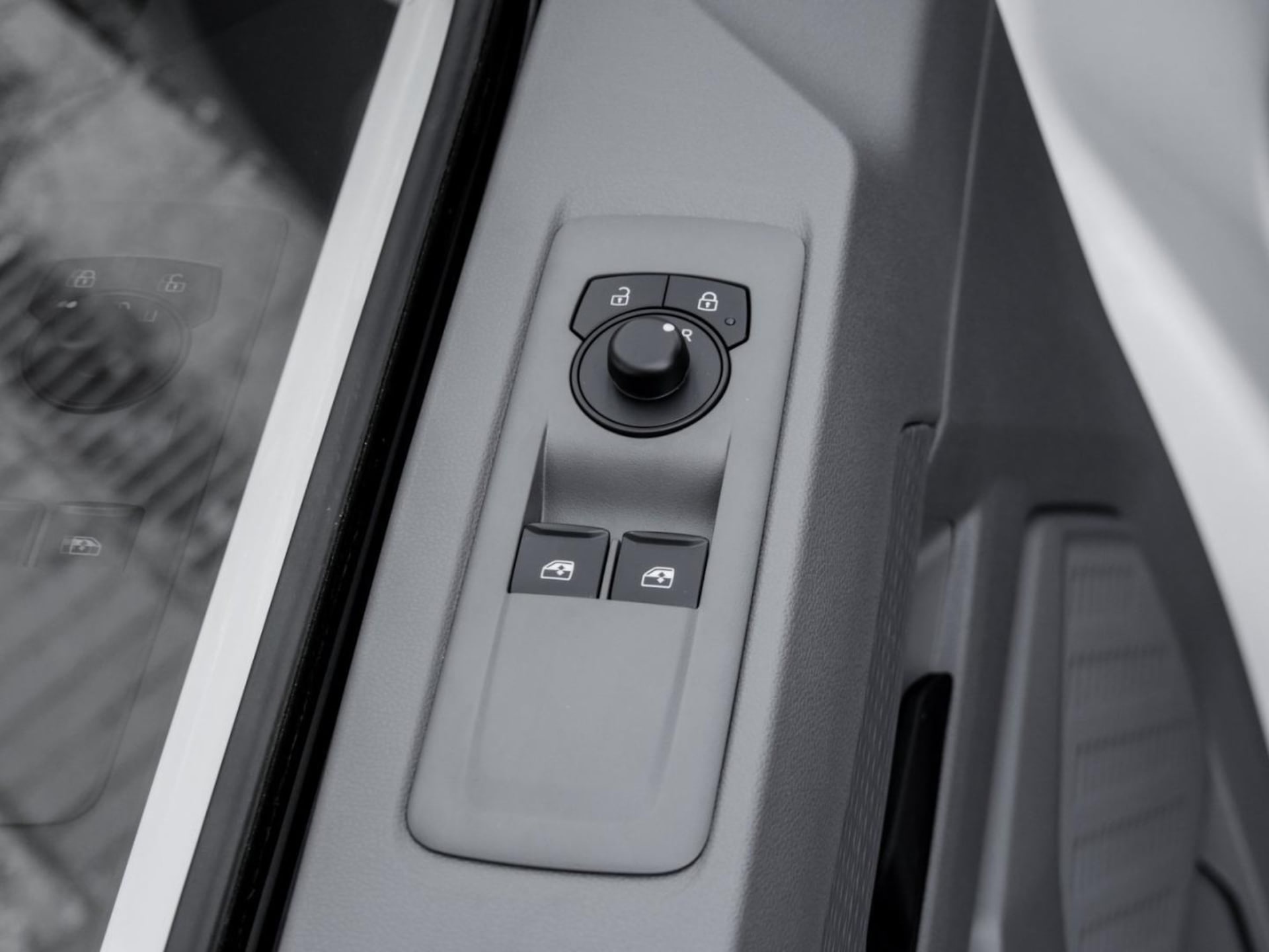 Volkswagen Transporter Kasten langer Radstand