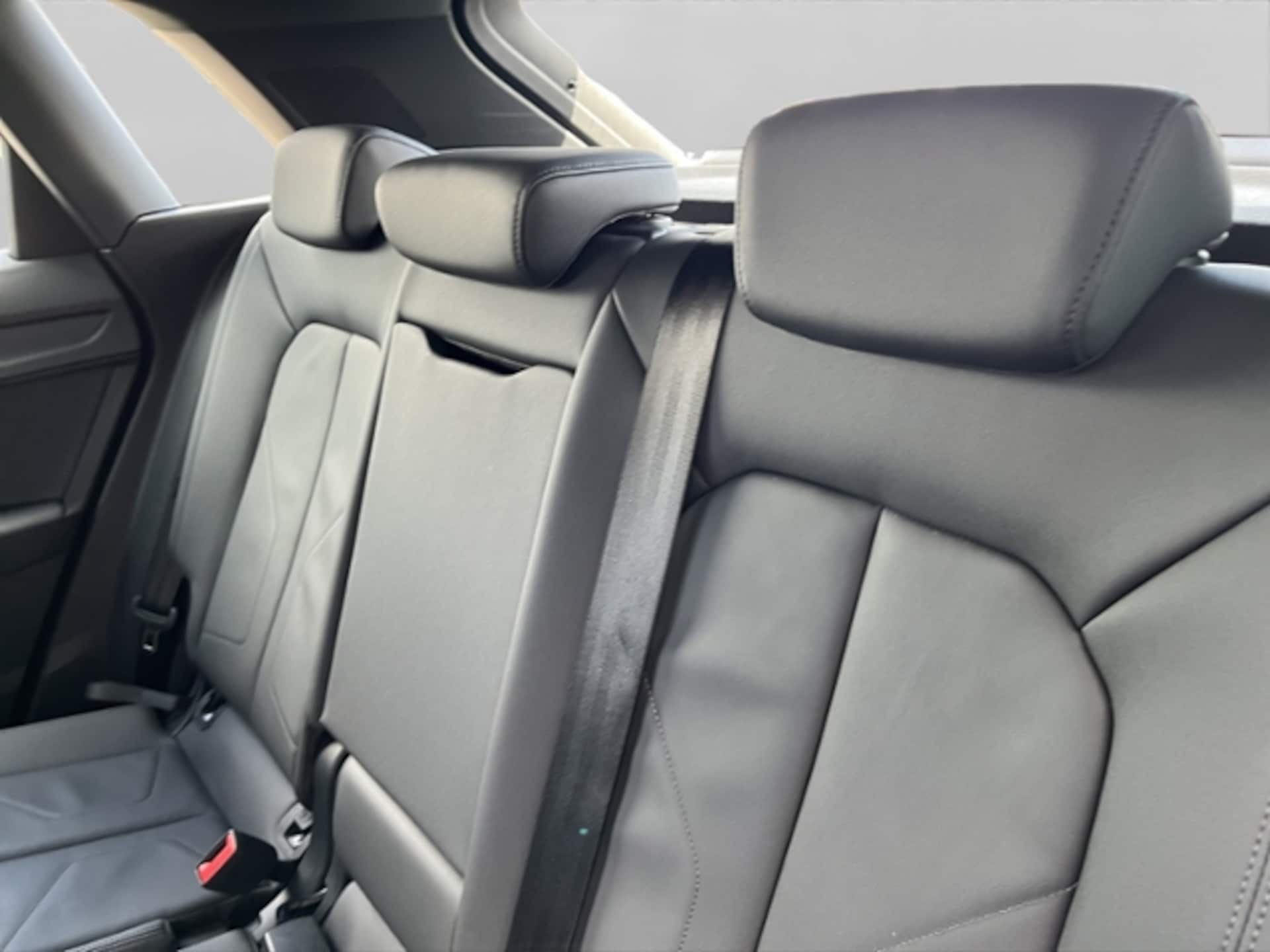 Audi Q3 SUV S line
