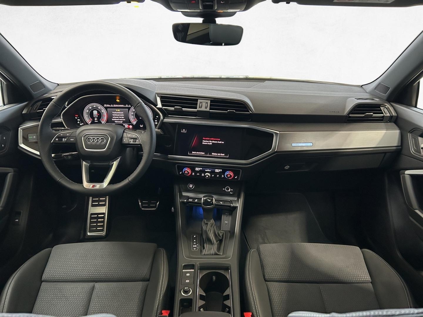 Bild über Audi Q3 Sportback S line 35 TFSI S tronic - für weitere Informationen kontaktieren Sie den Audi Partner