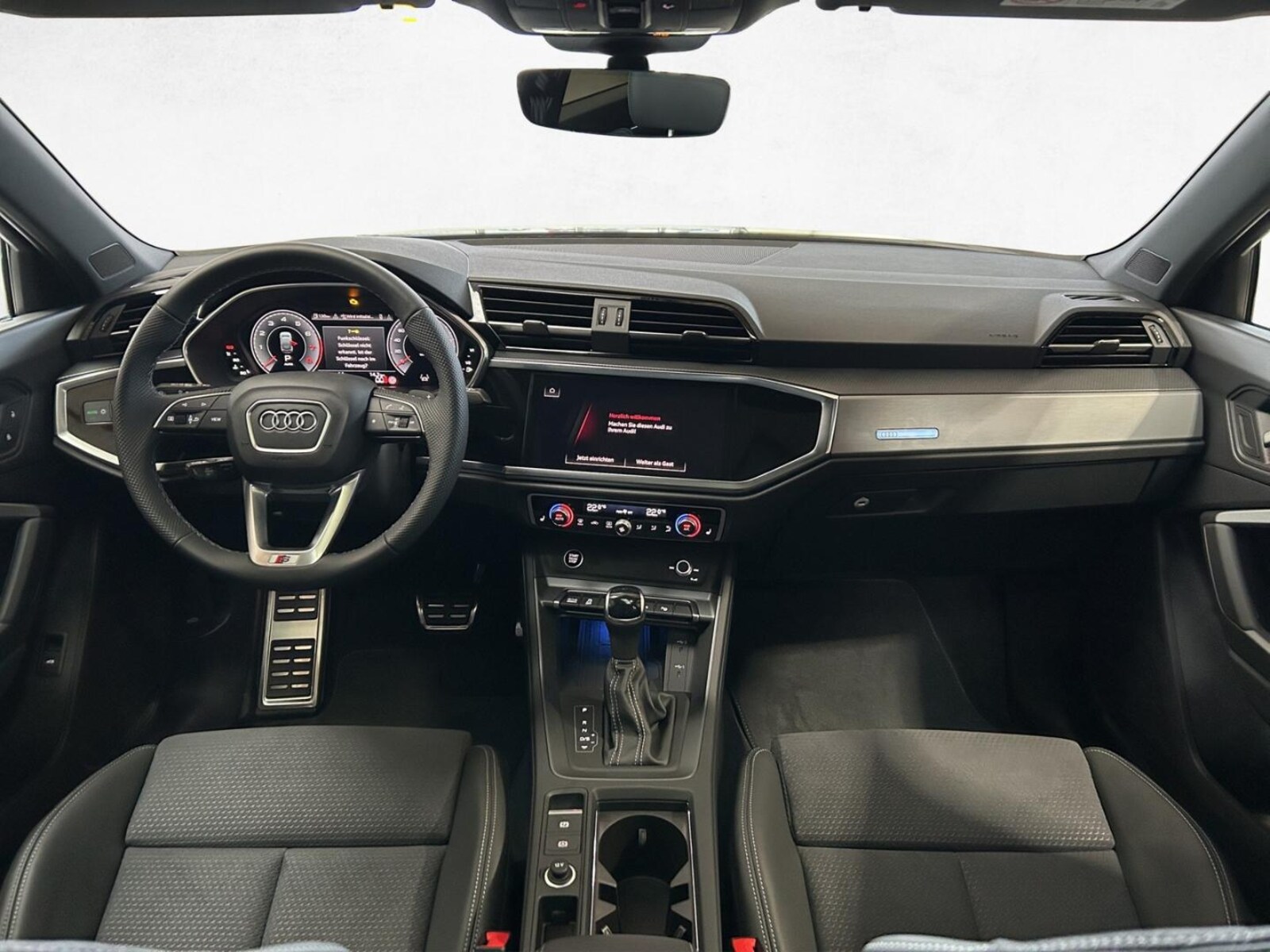 Audi Q3 Sportback – Bild 10