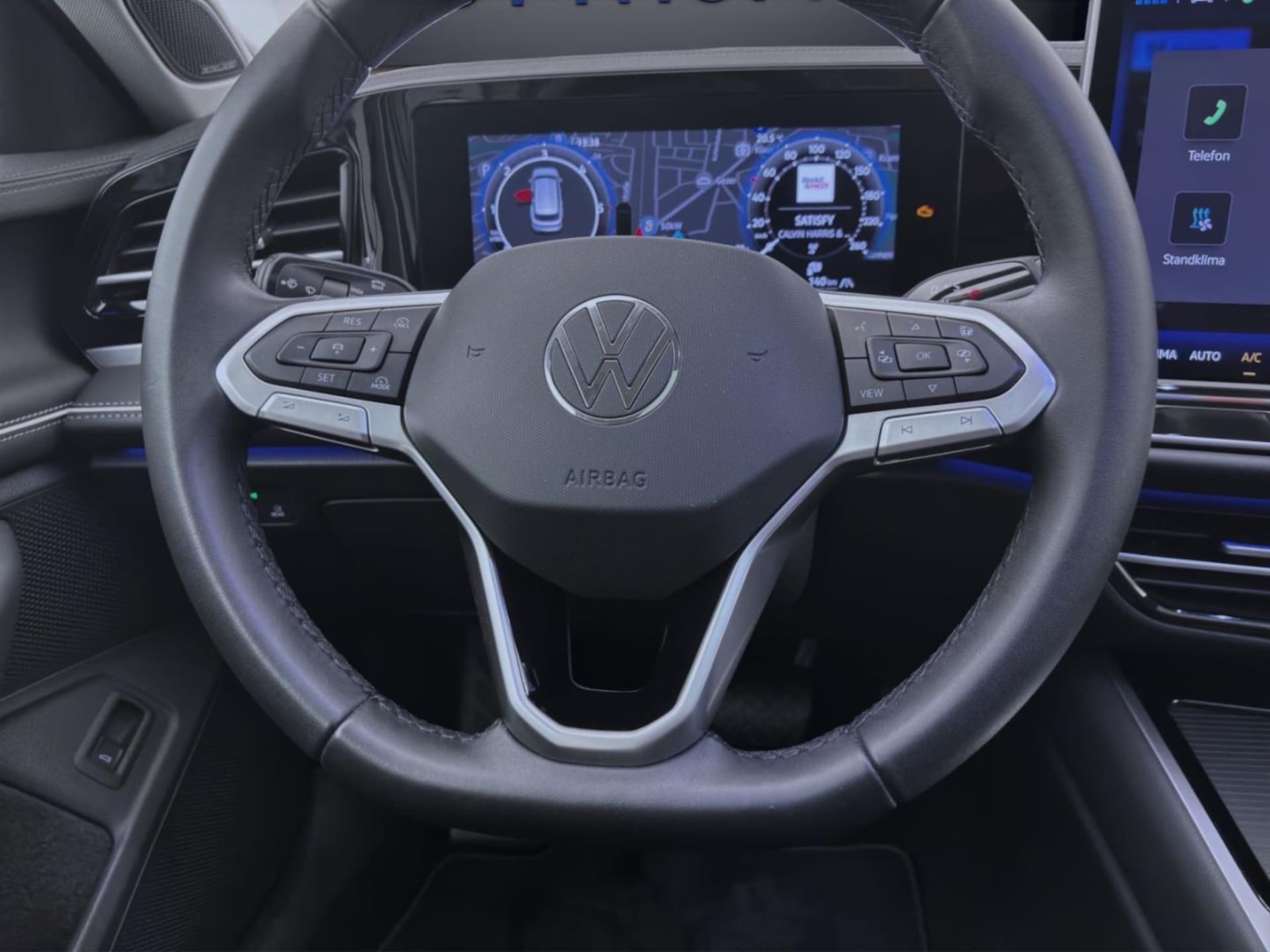 Volkswagen Passat Elegance