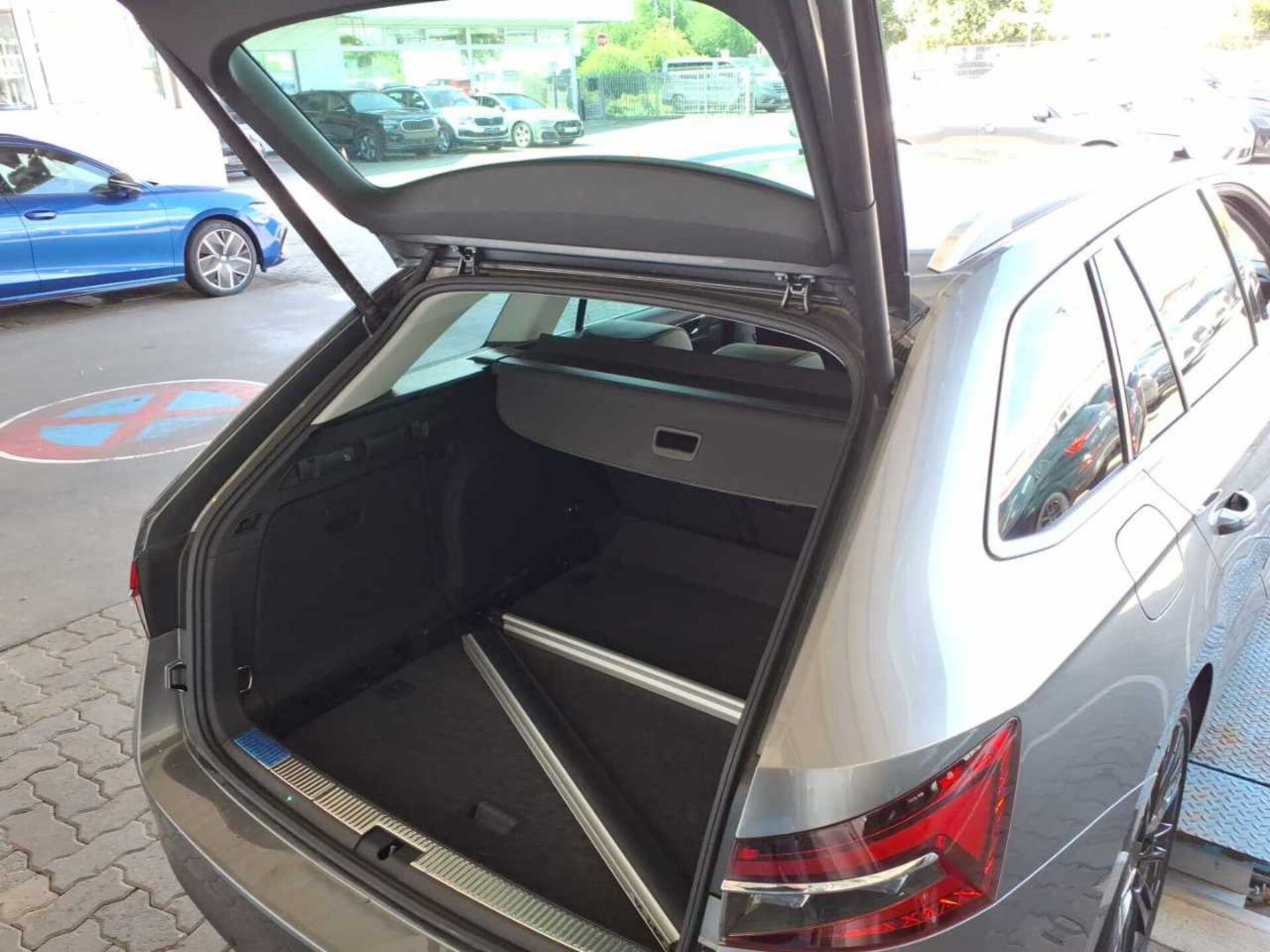 Skoda Superb Combi PREMIUM EDITION