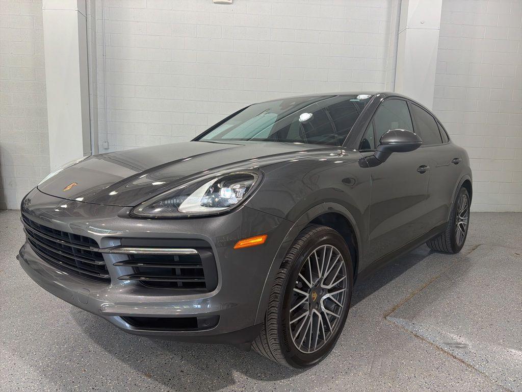 2022 Porsche Cayenne -'s photo