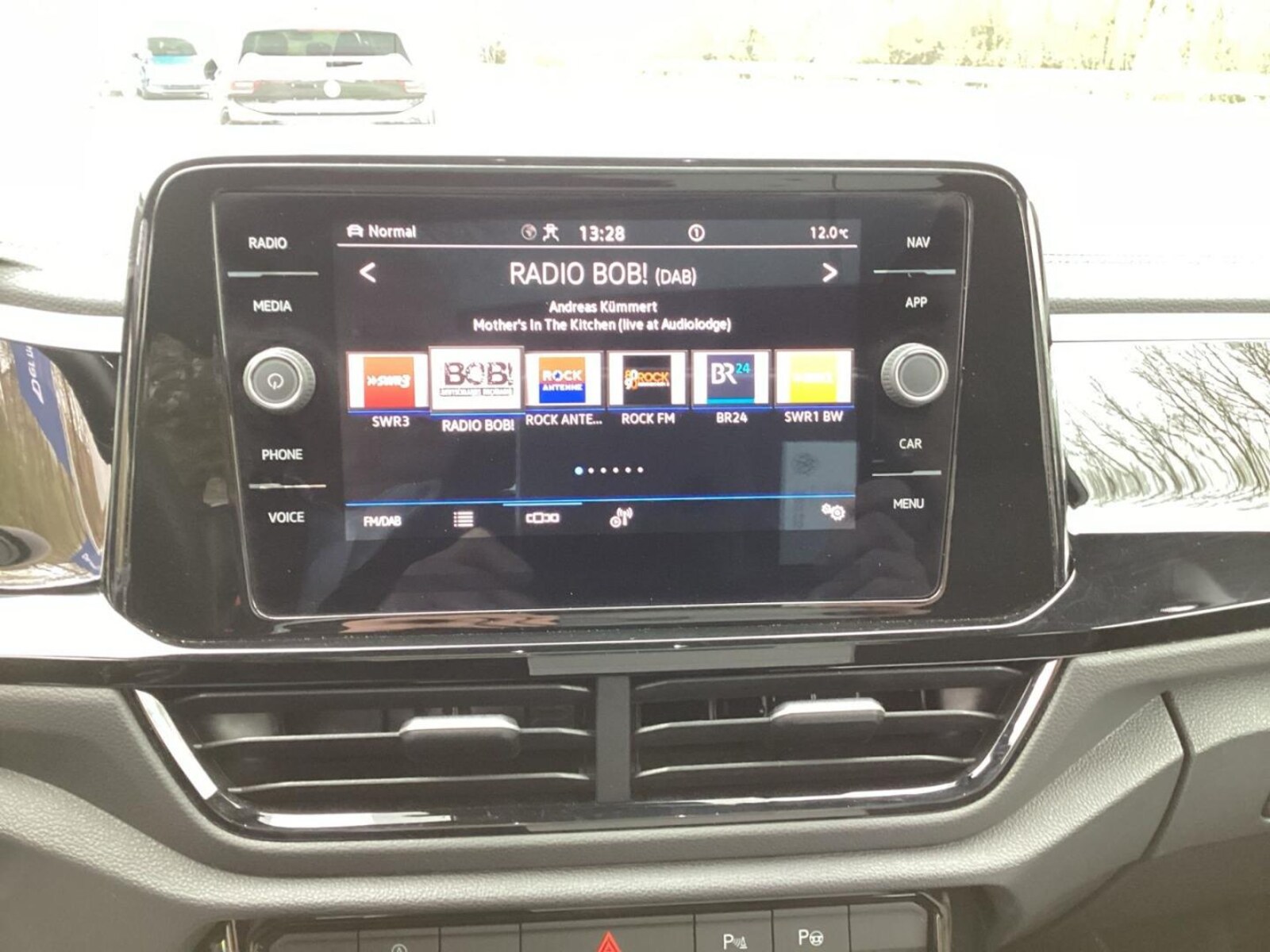 Volkswagen T-Roc – Bild 13