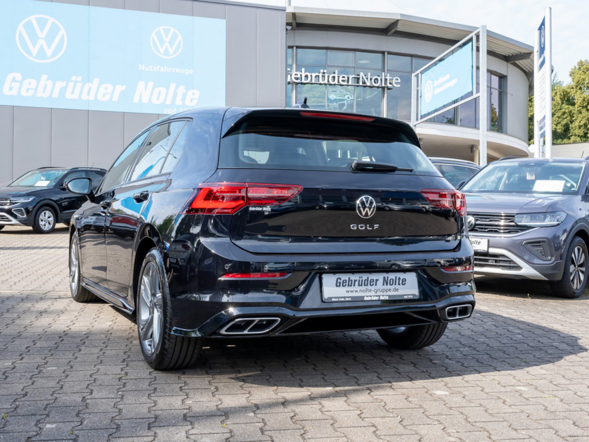 Volkswagen Golf R-Line