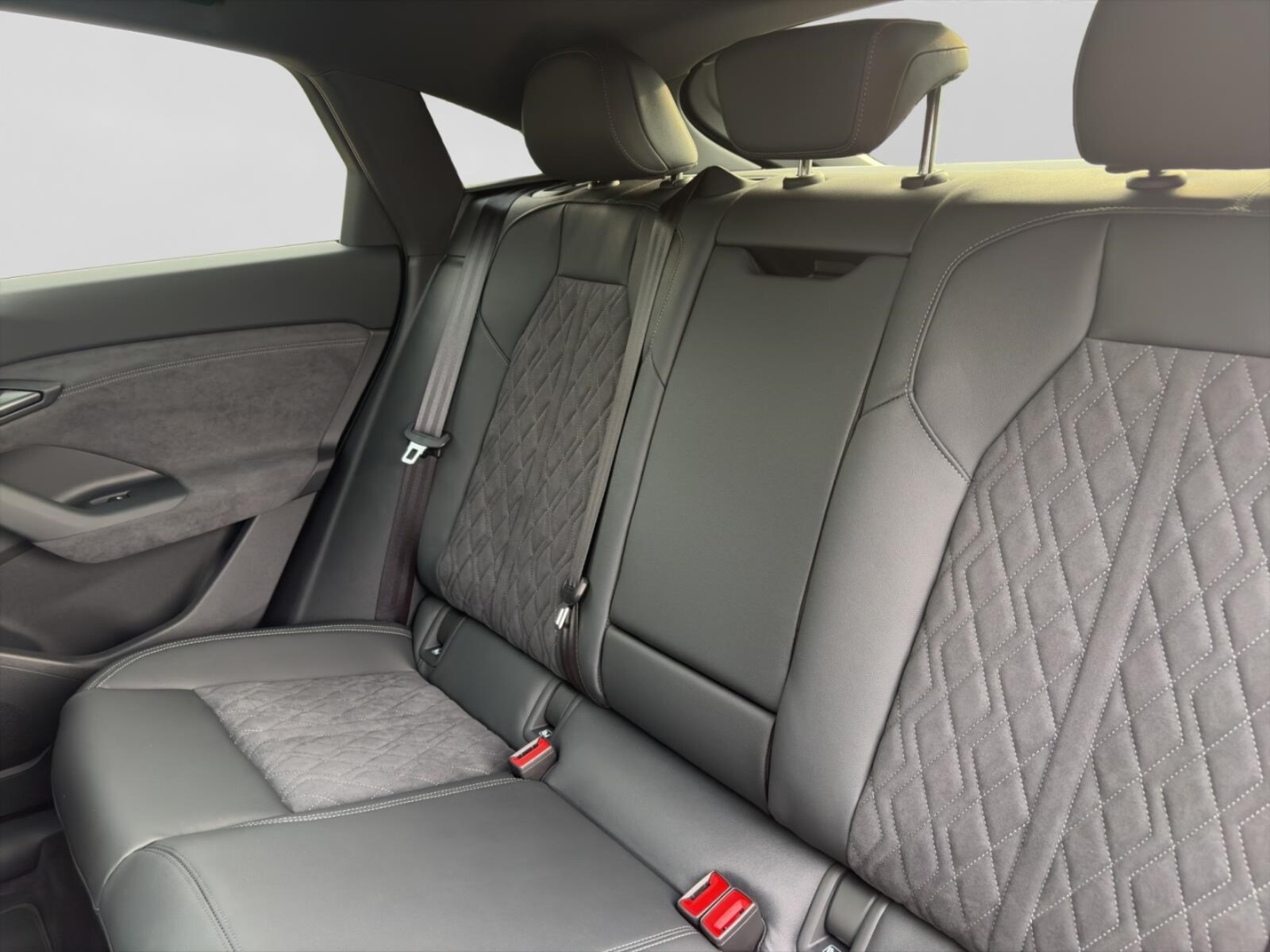 Audi Q6 Sportback e-tron – Bild 13