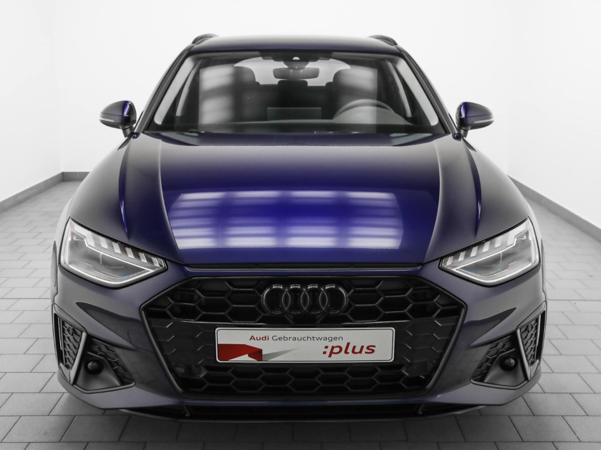Audi A4 Avant S line