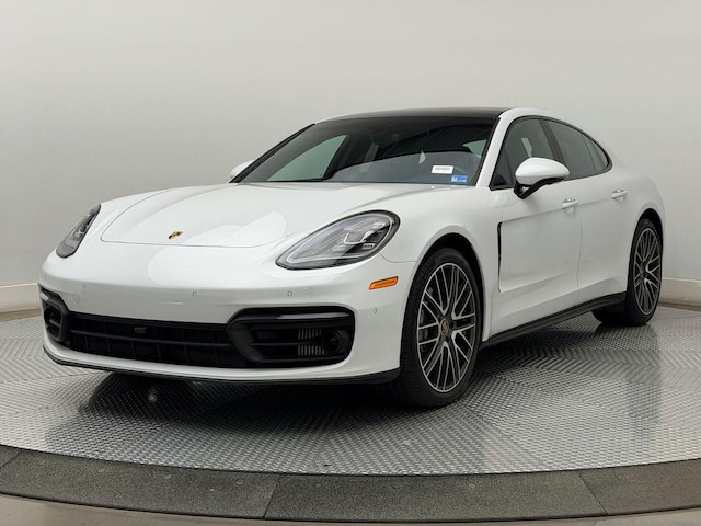 2022 Porsche Panamera