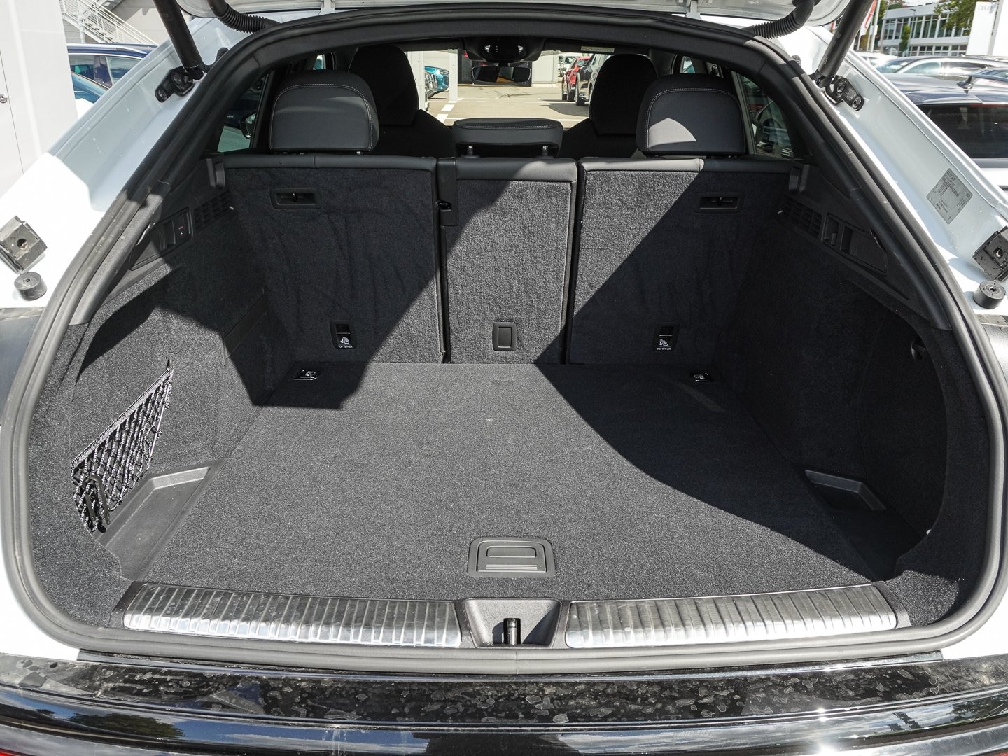 Bild über Audi Q5 Sportback TDI quattro 150 kW S tronic - für weitere Informationen kontaktieren Sie den Audi Partner