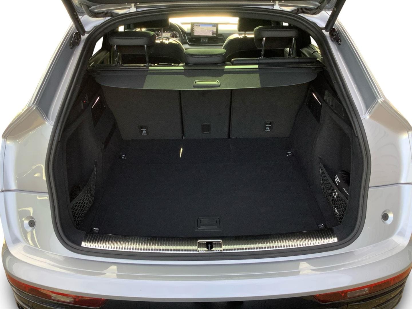 Bild über Audi Q5 Sportback 40 TDI quattro S tronic - für weitere Informationen kontaktieren Sie den Audi Partner