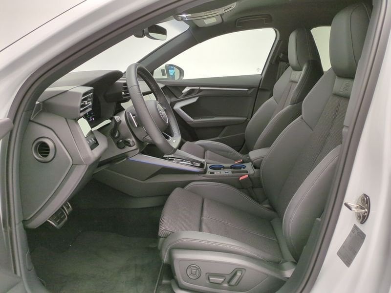 Image about Audi A3 Sportback Launch edition advanced 35 TFSI 110 kW (150 CV) S tronic
