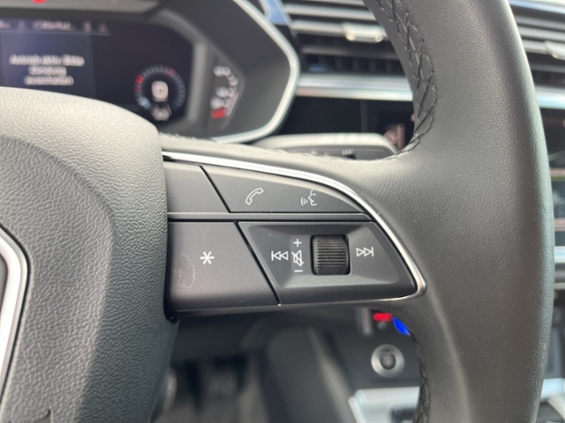 Audi Q3 SUV S line