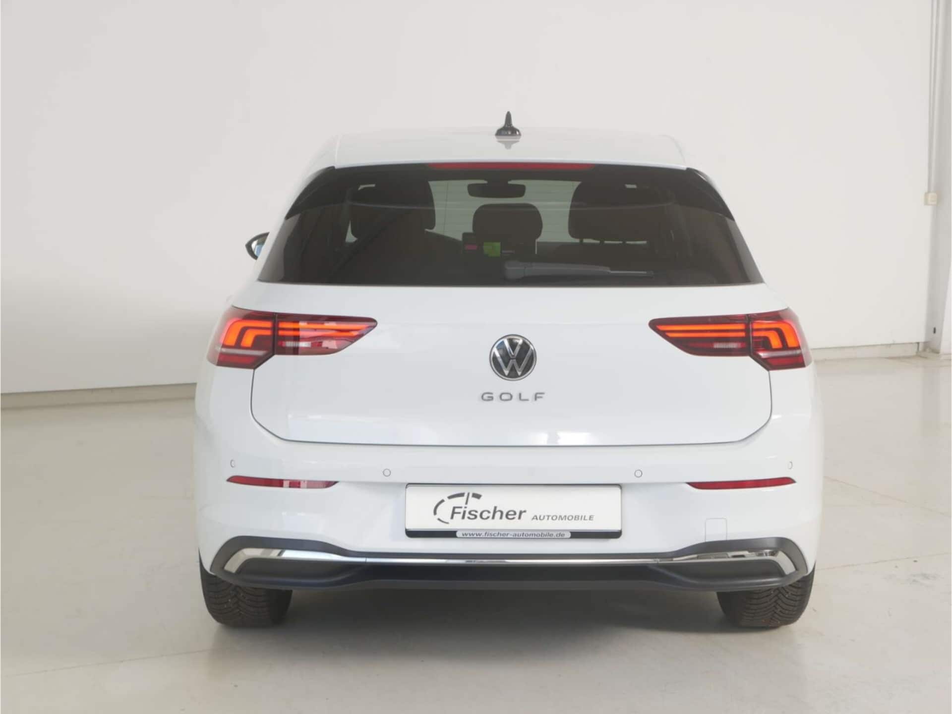 Volkswagen Golf Life