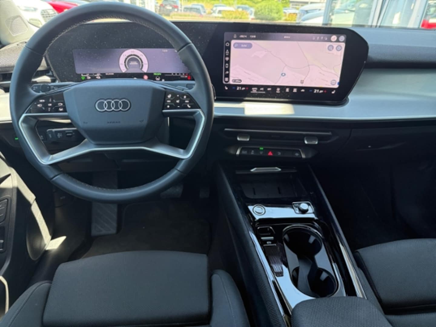 Bild über Audi Q3 SUV e-hybrid e-hybrid 200 kW S tronic - für weitere Informationen kontaktieren Sie den Audi Partner