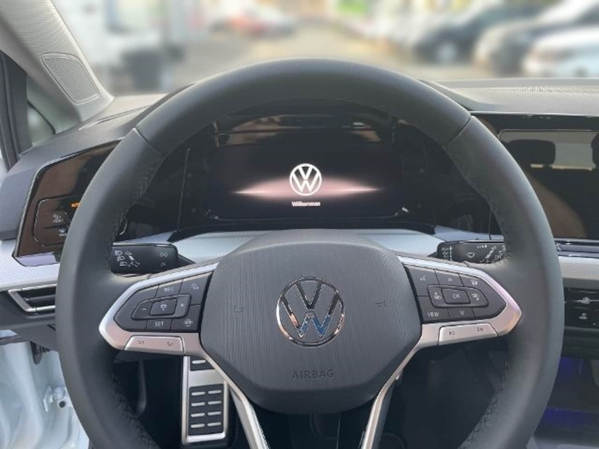 Volkswagen Golf MOVE