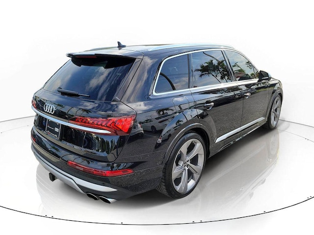 2023 Audi SQ7