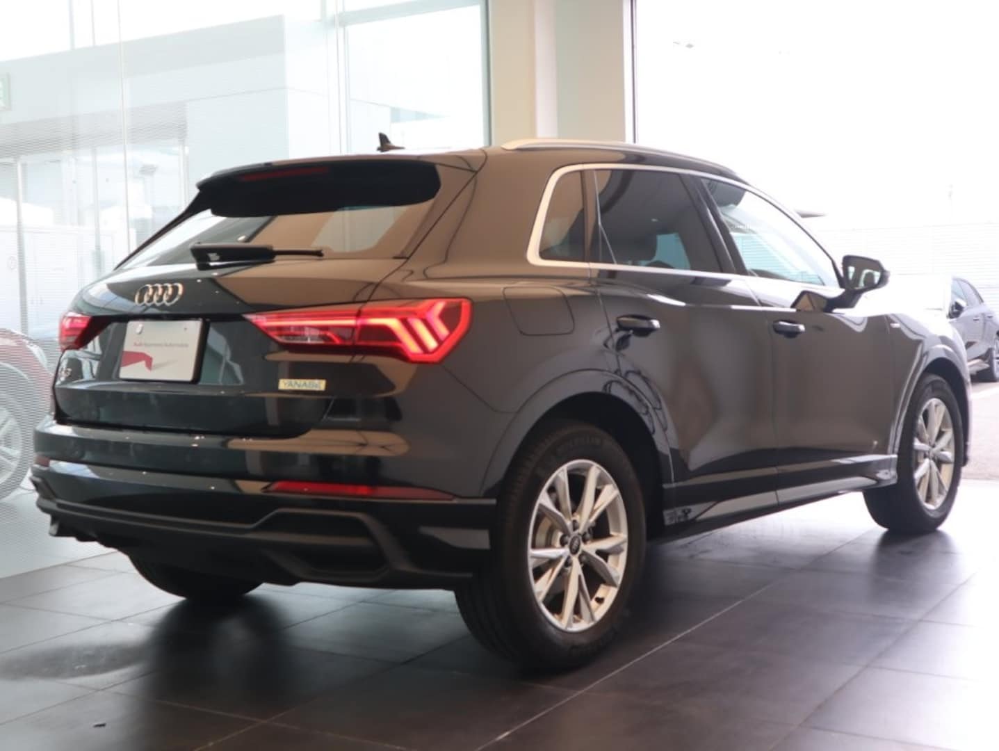 Audi Q3 35 TFSI S line 110(150) kW(PS) S tronic for more details contact your dealer