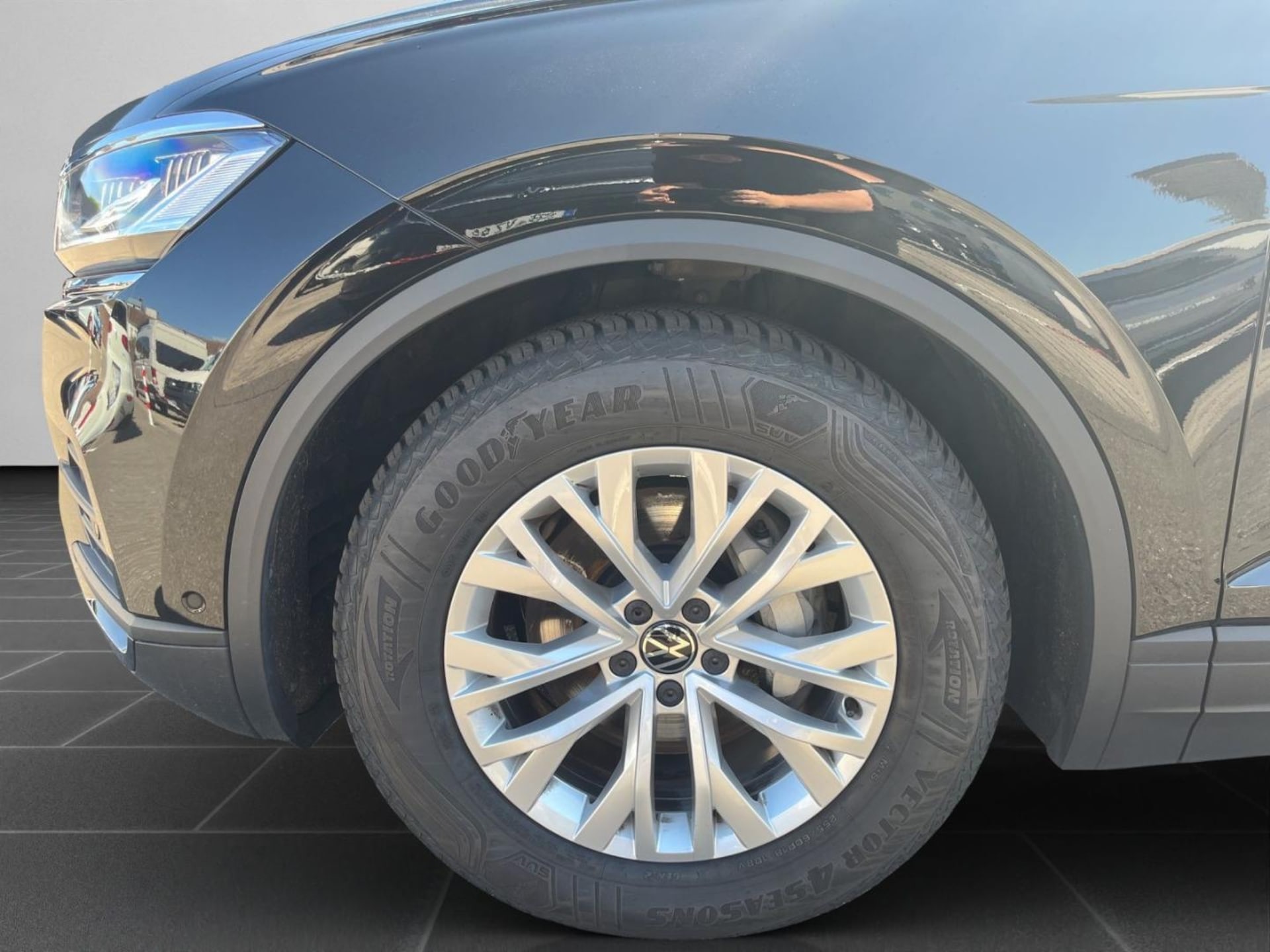 Volkswagen Touareg Basis-Modell