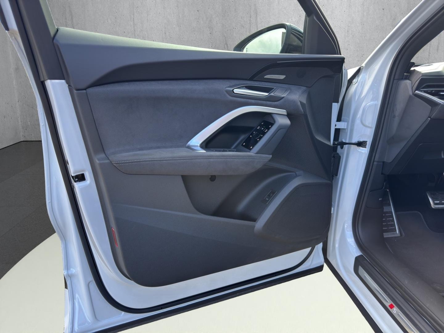 Bild über Audi Q5 Sportback TDI quattro 150 kW S tronic - für weitere Informationen kontaktieren Sie den Audi Partner