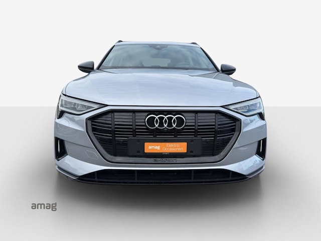 Bild über Audi e-tron Sportback Attraction advanced 50 quattro 230,00 kW - for more details contact your dealer