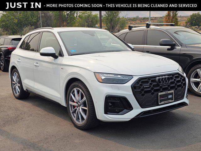 2024 Audi Q5 e quattro S line Prestg 55 TFSI