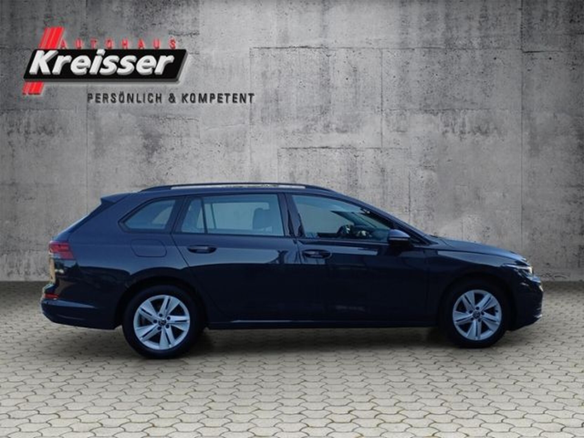 Volkswagen Golf Variant Life
