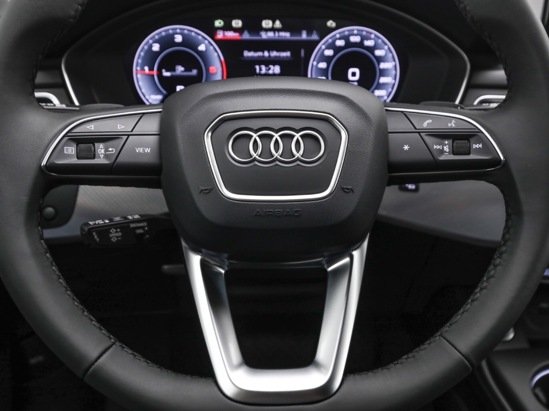 Audi A4 Avant S line