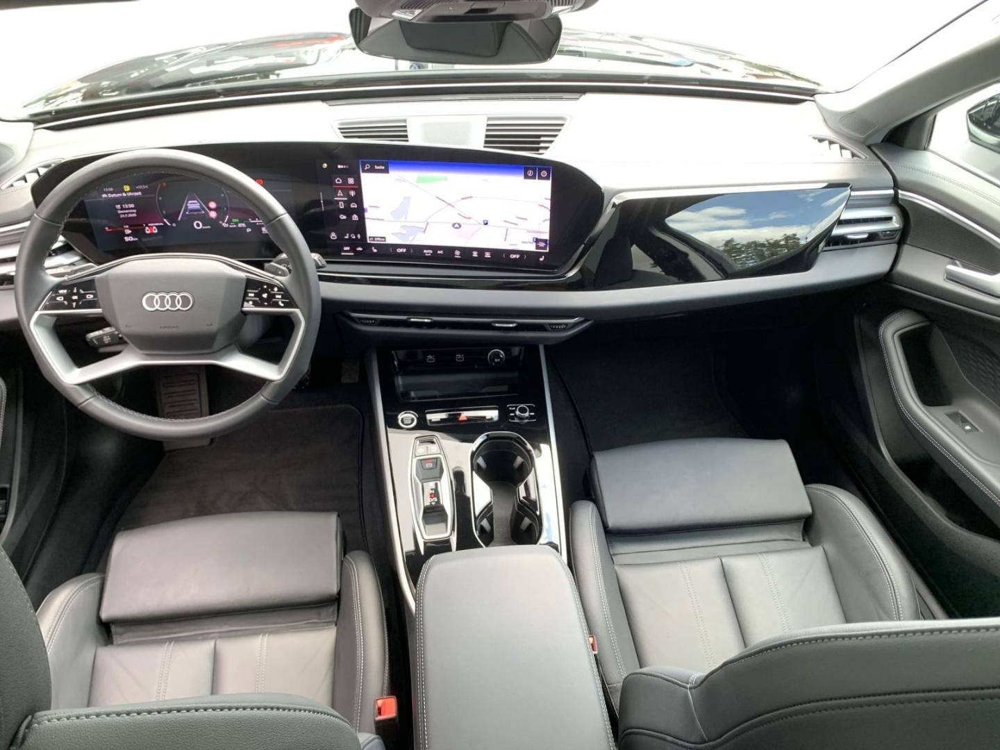 Bild über Audi A5 Avant TDI quattro 150 kW S tronic - für weitere Informationen kontaktieren Sie den Audi Partner