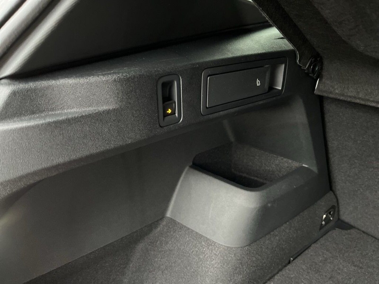 Volkswagen Tiguan – Bild 16
