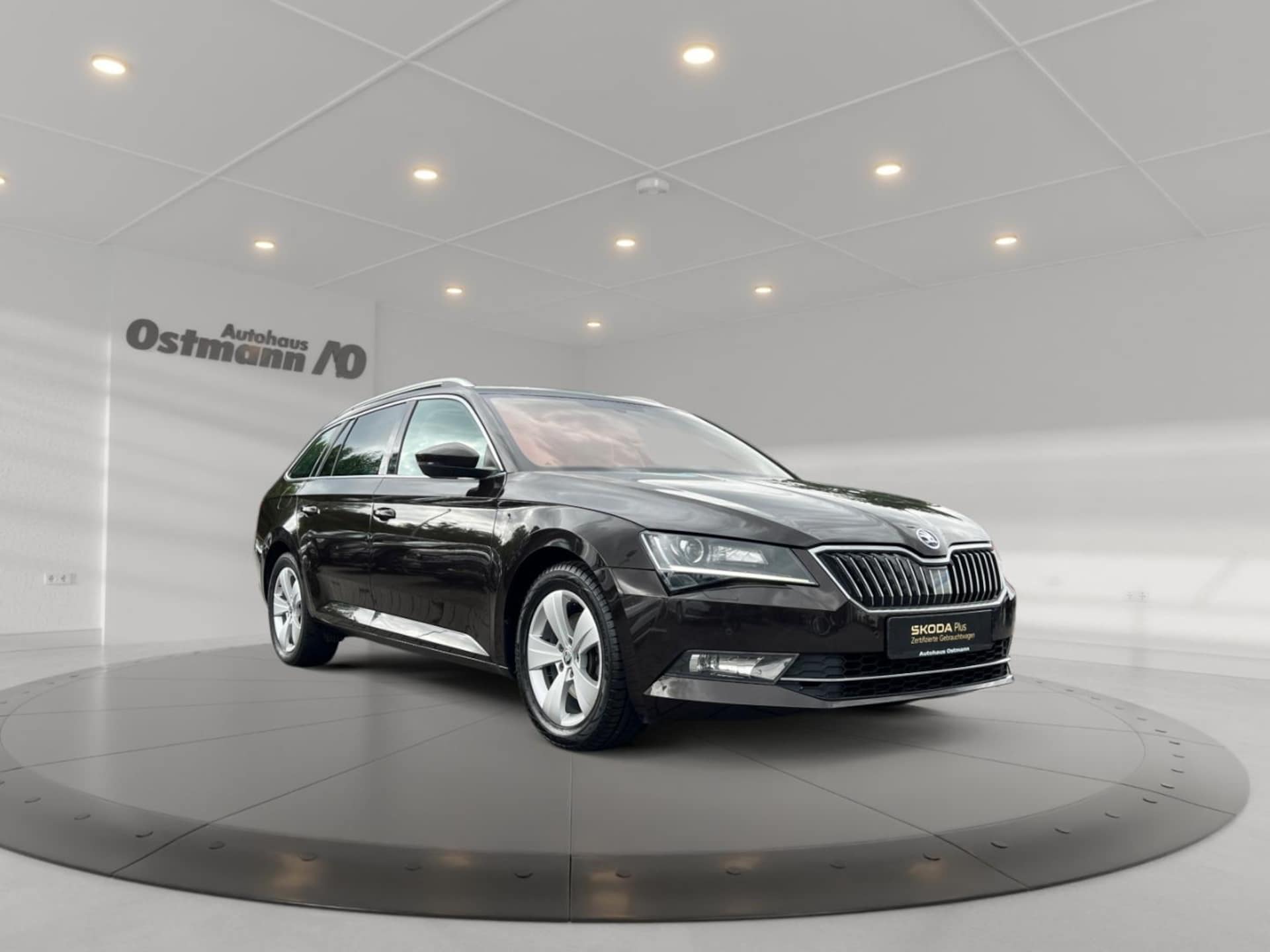 Skoda Superb Combi Style