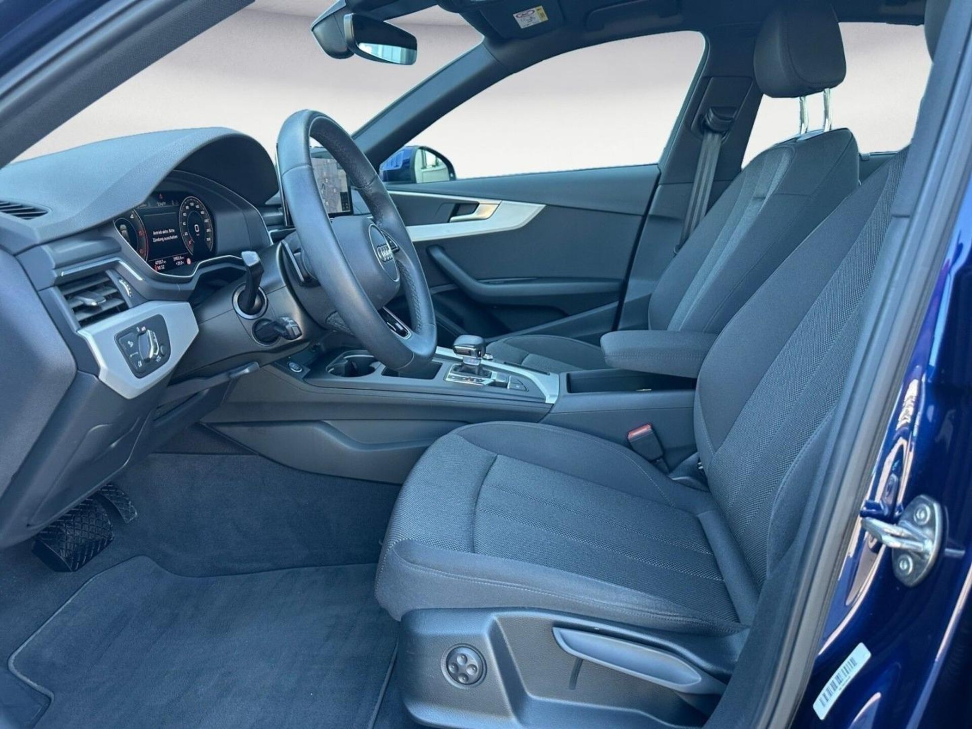 Audi A4 Limousine Advanced