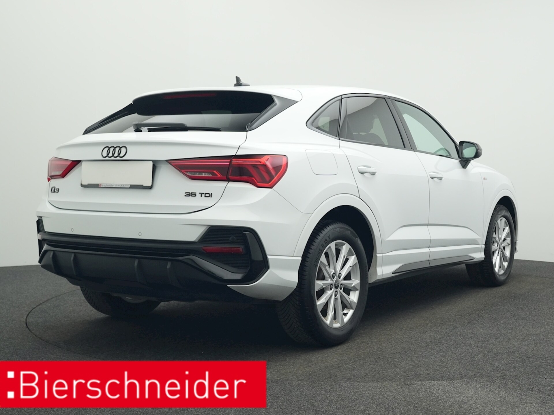 Audi Q3 Sportback S line