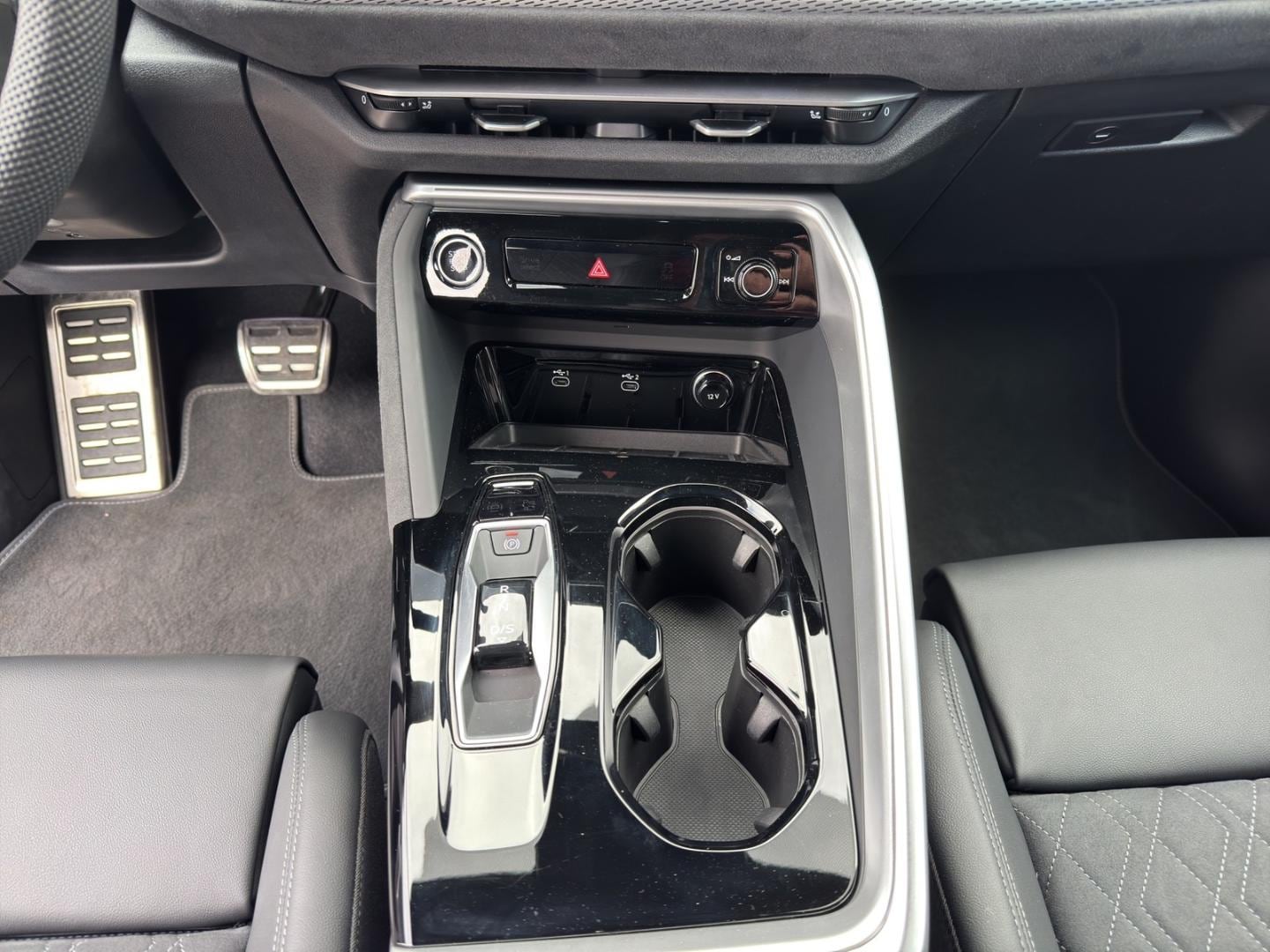 Bild über Audi Q5 Sportback TDI quattro 150 kW S tronic - für weitere Informationen kontaktieren Sie den Audi Partner