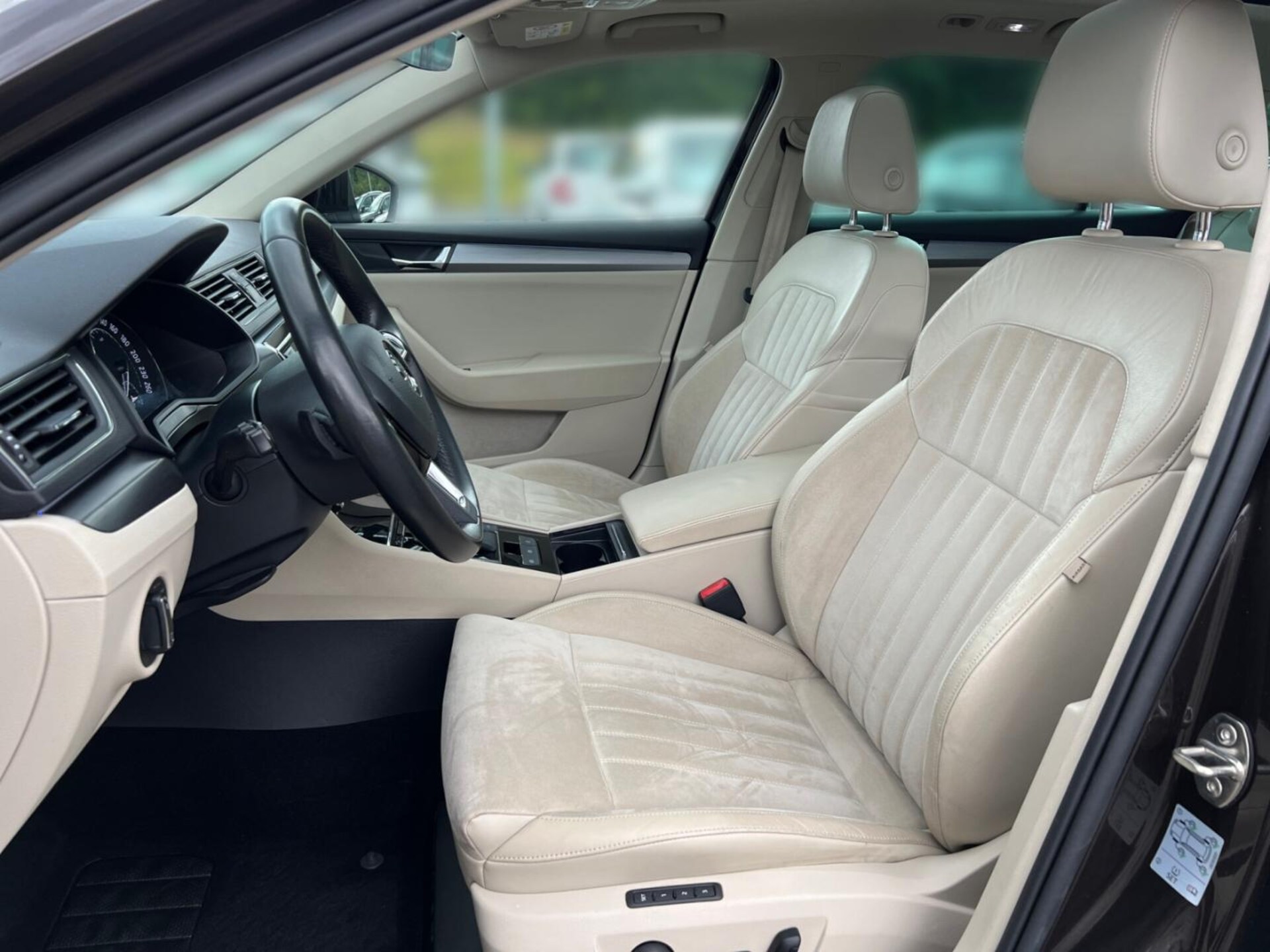 Skoda Superb Combi Style
