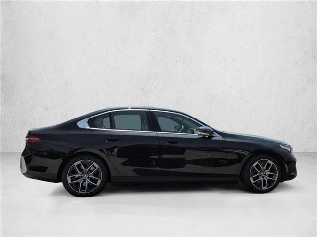 2024 BMW i5