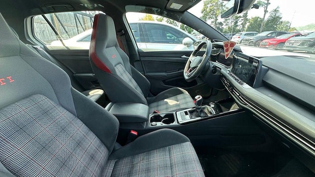 2024 Volkswagen Golf GTI