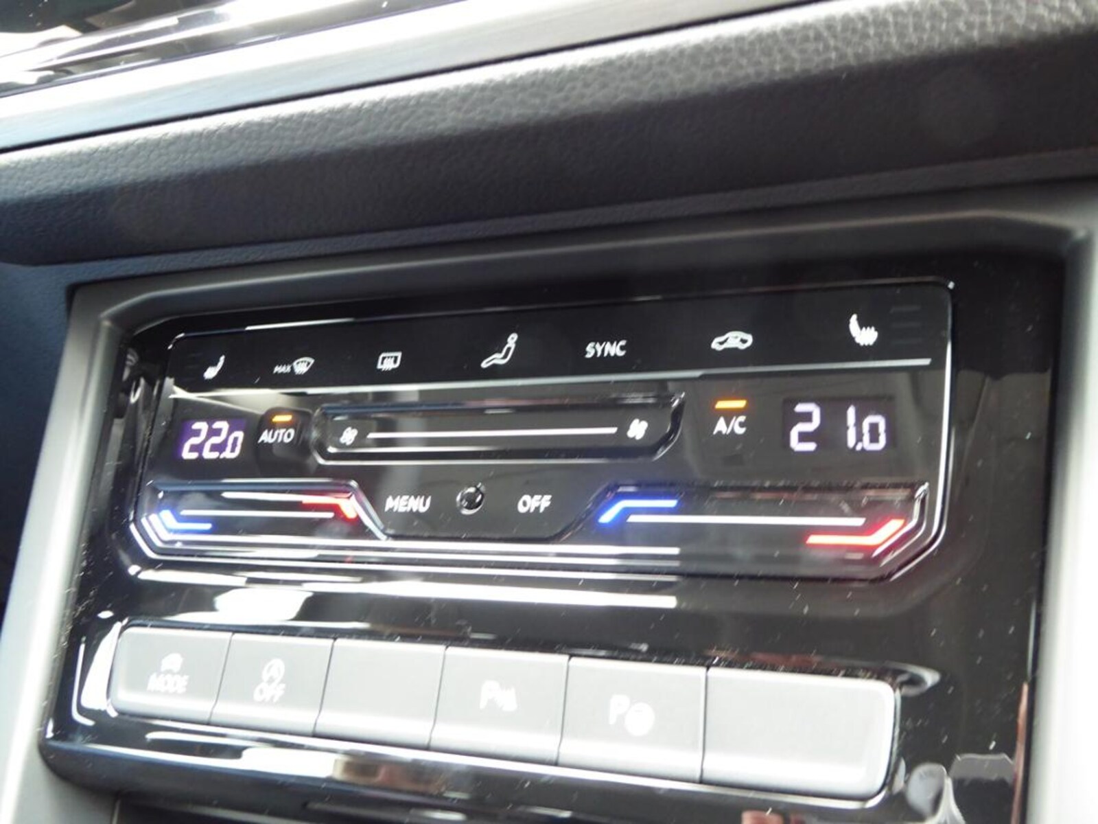 Volkswagen Touran – Bild 10