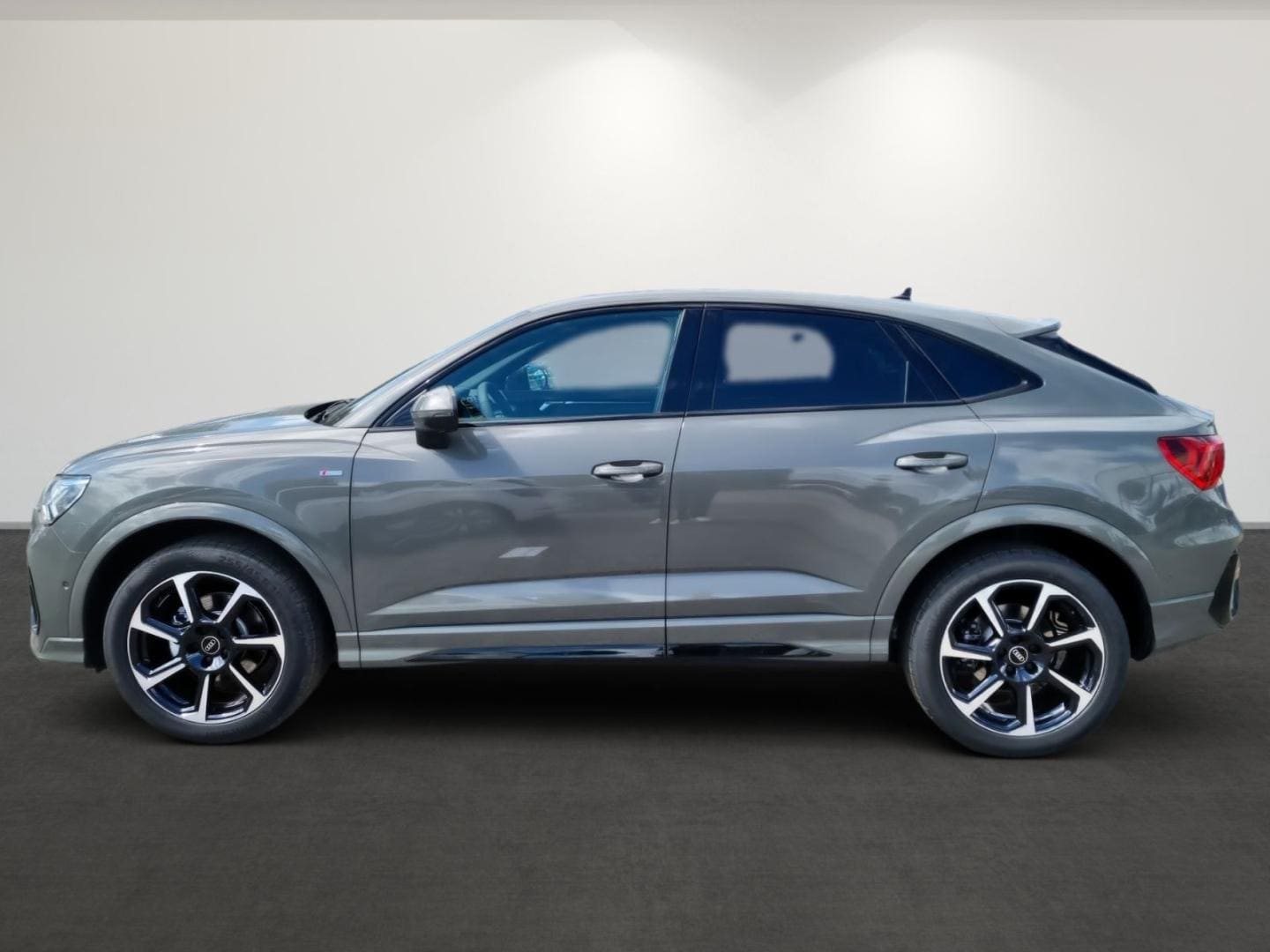 Bild über Audi Q3 Sportback S line 35 TDI S tronic - für weitere Informationen kontaktieren Sie den Audi Partner