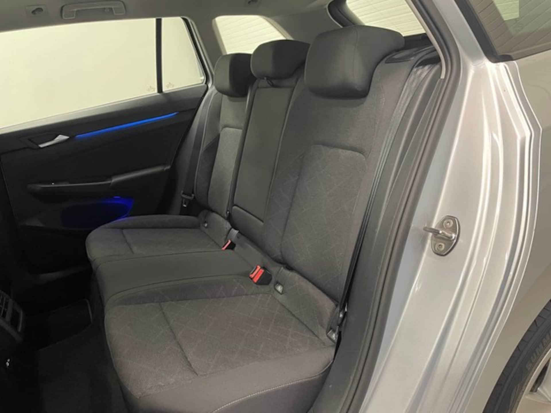 Volkswagen Golf Variant Life