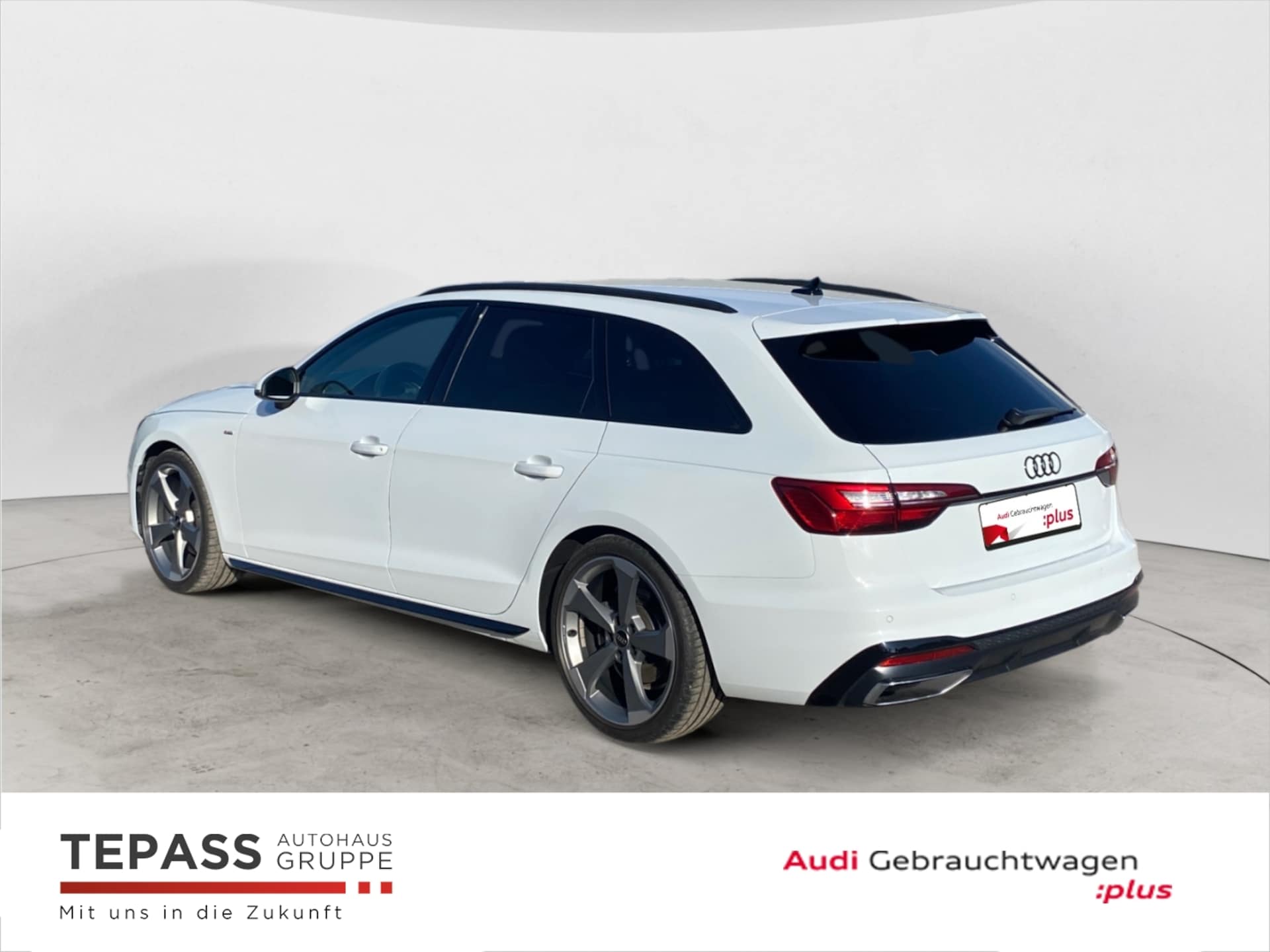 Audi A4 Avant S line