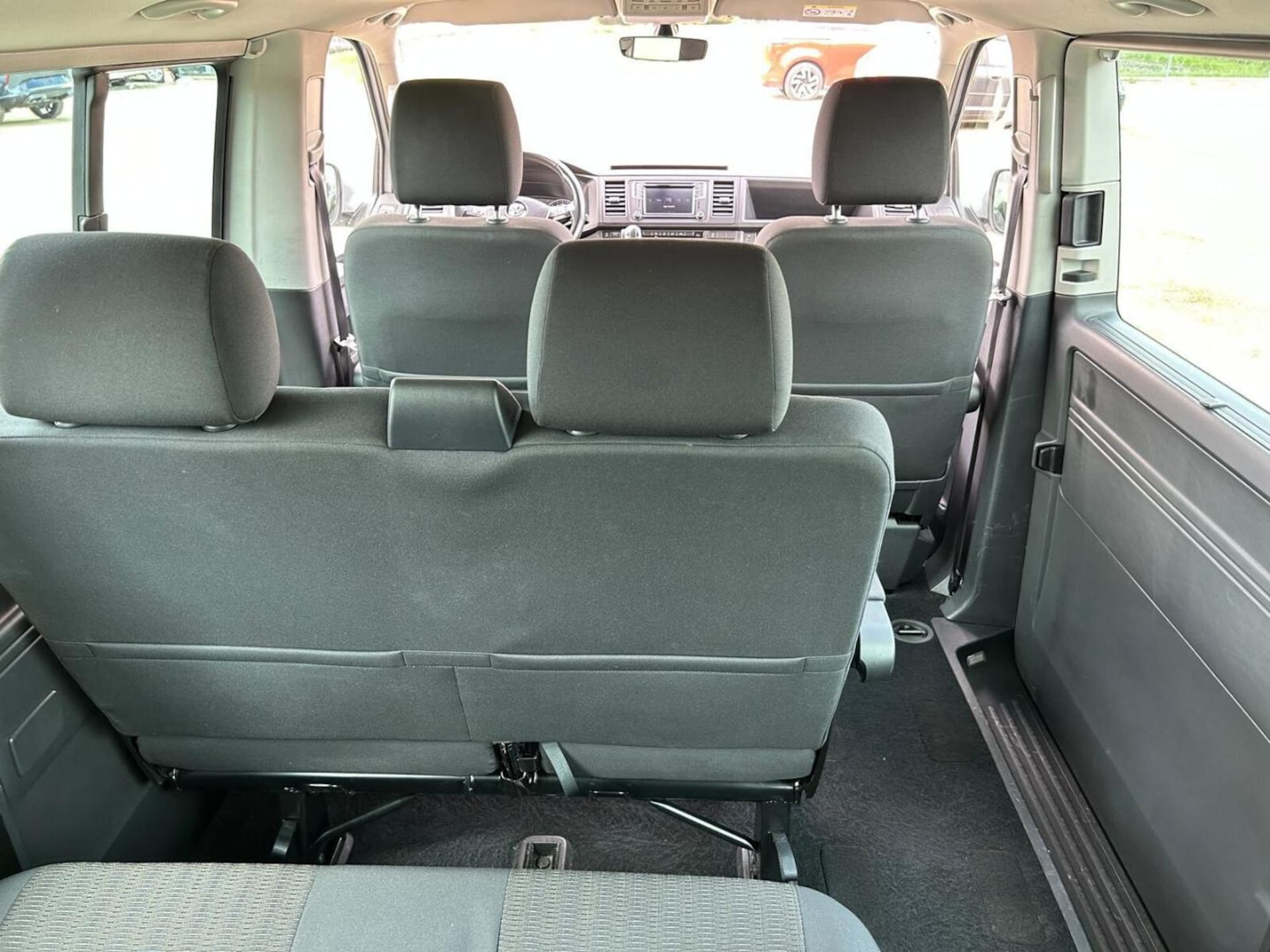 Volkswagen Caravelle 6 długi rozstaw osi Comfortline