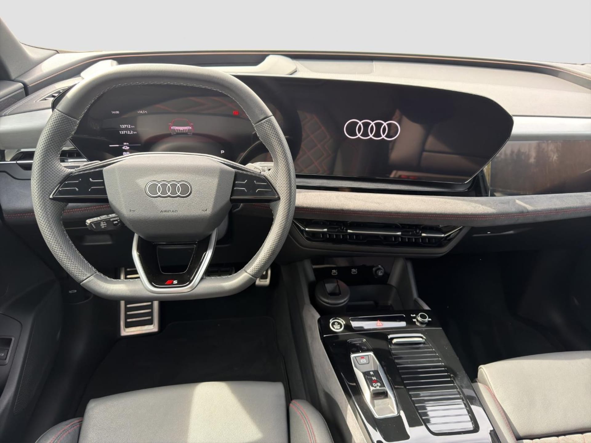 Audi Q6 SUV e-tron
