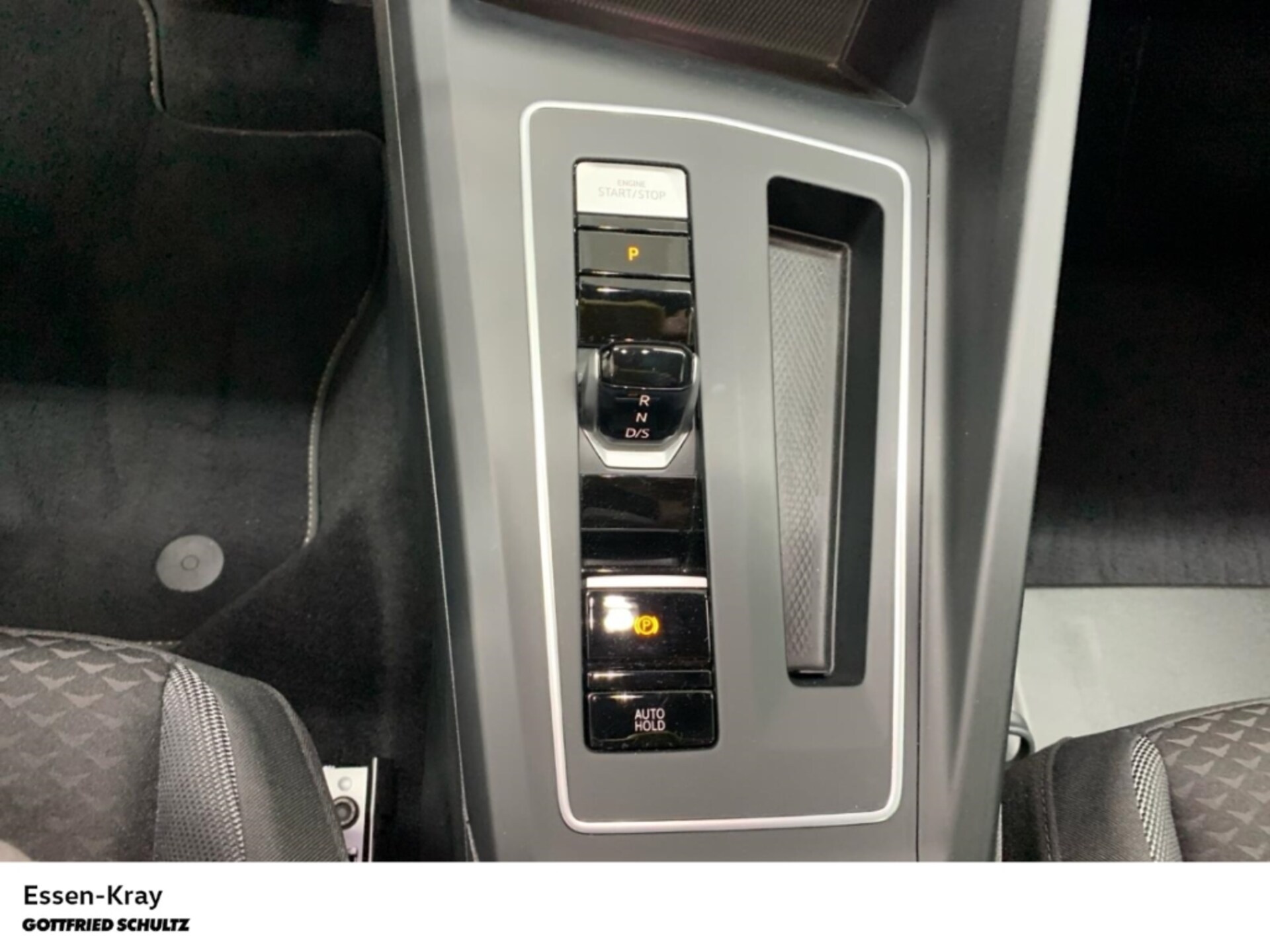 Volkswagen Golf Active