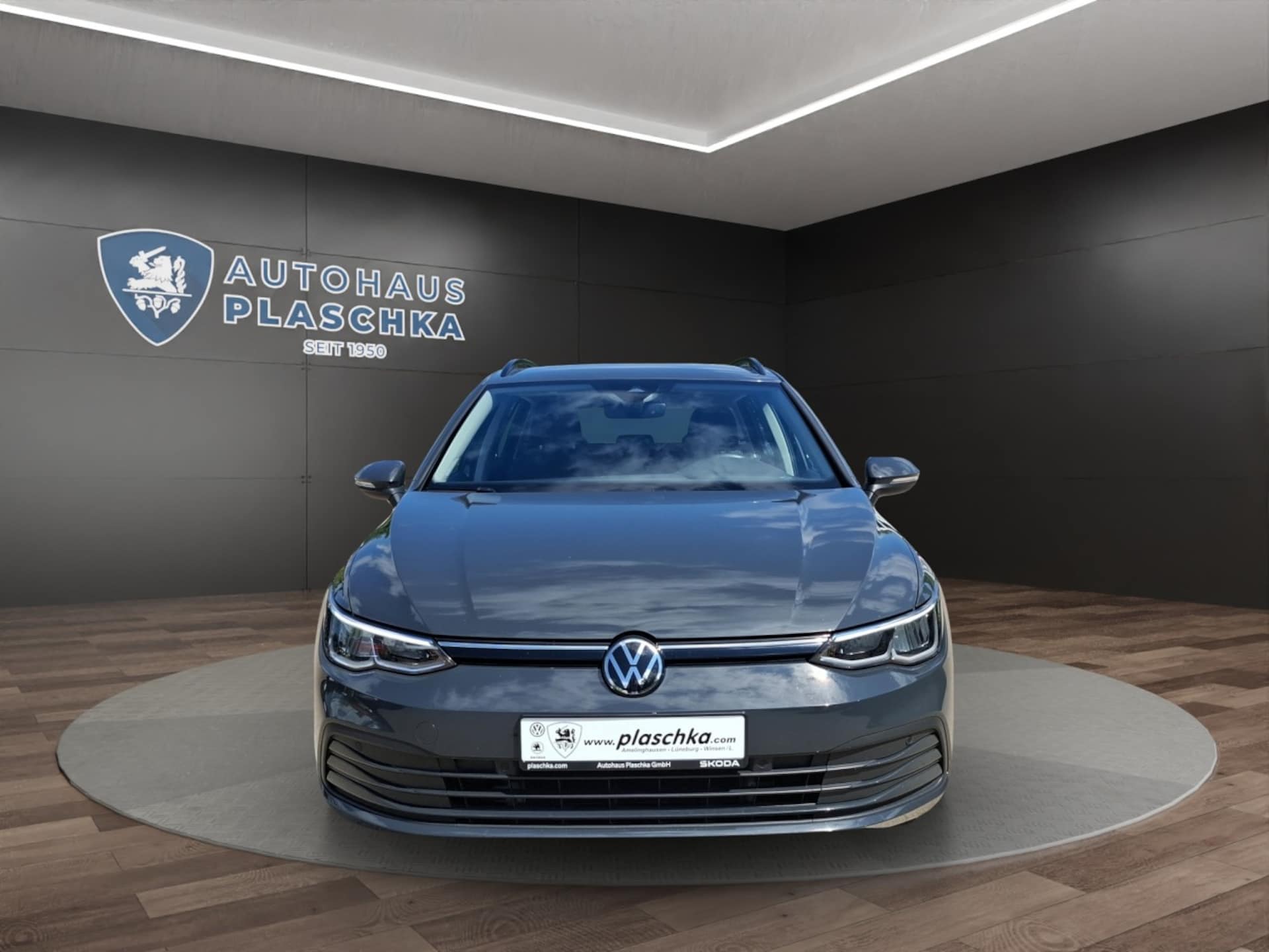 Volkswagen Golf Variant Life