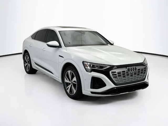 2024 Audi Q8 Sportback e-tron