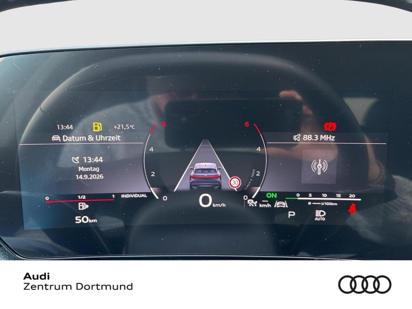 Bild über Audi Q5 Sportback TDI quattro 150 kW S tronic - für weitere Informationen kontaktieren Sie den Audi Partner
