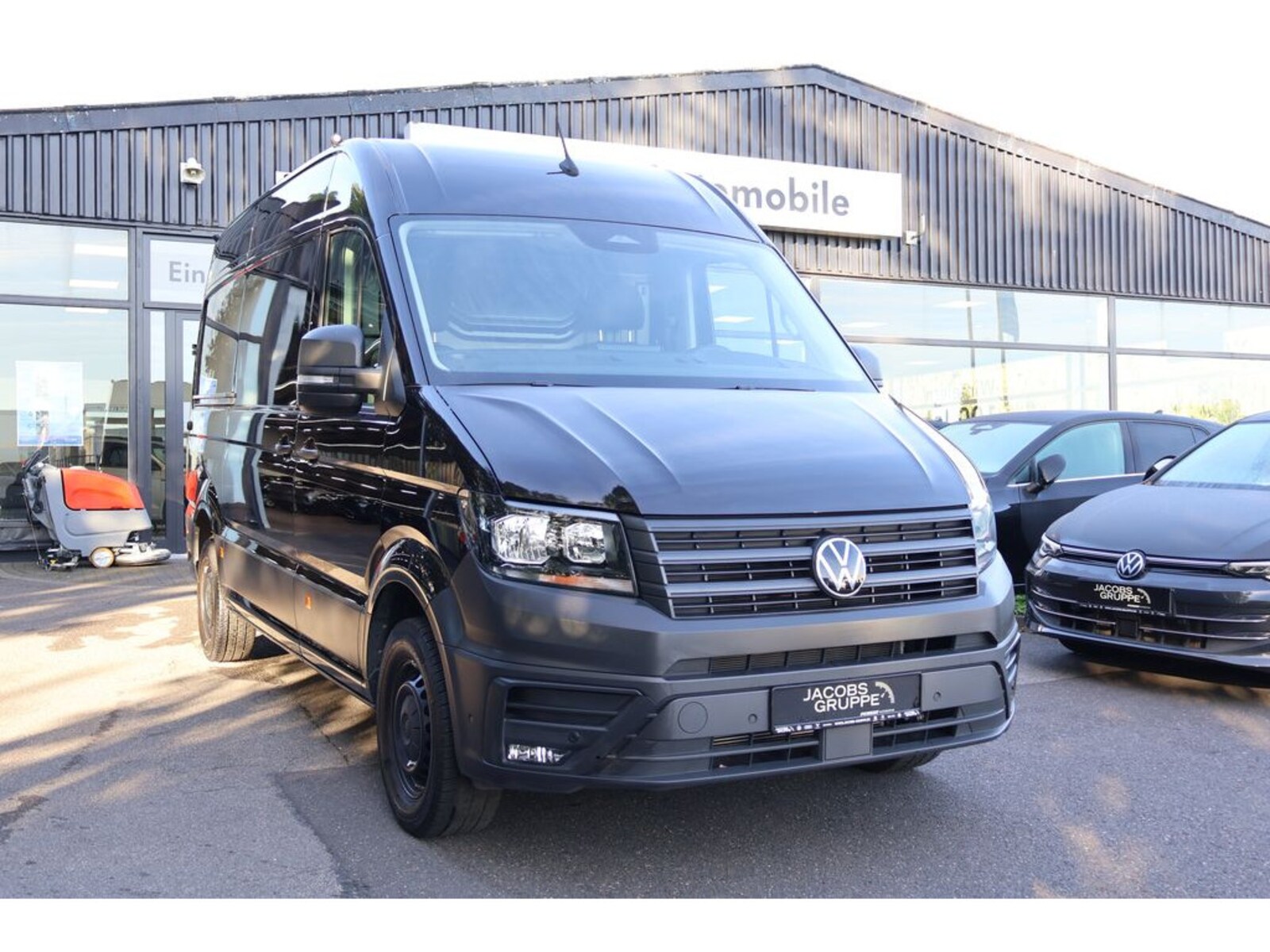 Volkswagen Crafter Kasten mittlerer Radstand – Bild 2