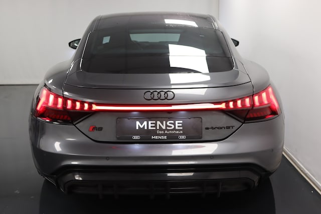 Audi e-tron GT RS
