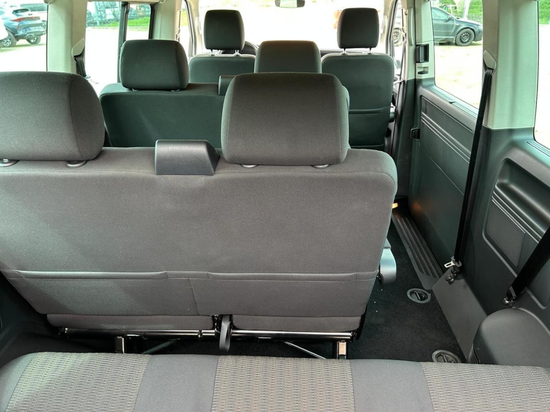 Volkswagen Caravelle 6 długi rozstaw osi Comfortline